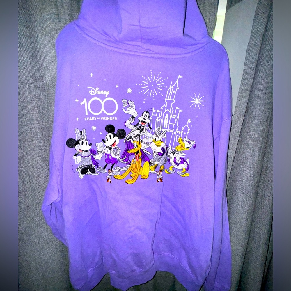 Disneyland 100 sweatshirt. Size XL